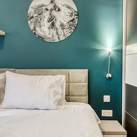 Stylish 2br With Private Balconies By 360 Estates