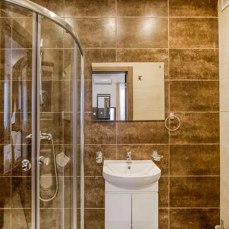 Stylish 2br With Private Balconies By 360 Estates Lägenhet *