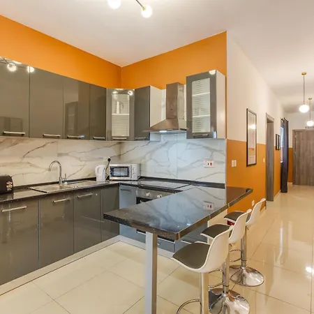 Stylish 2br With Private Balconies By 360 Estates Apartament St. Julian's