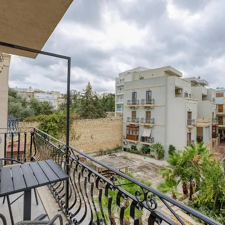 Stylish 2br With Private Balconies By 360 Estates Lägenhet