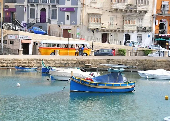 아파트 Stylish 2br With Private Balconies By 360 Estates